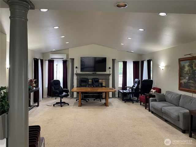 215 100th Street SW #D104, Everett, WA 98204