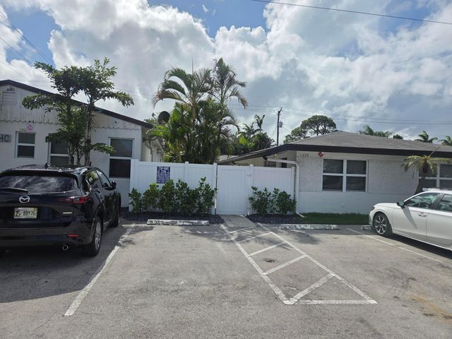 1301 NE 16th Terrace 1-9, Fort Lauderdale, FL 33304
