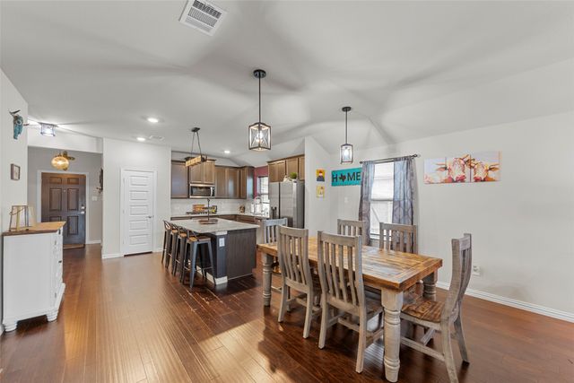 2512 Puma Street, Crandall, TX 75114