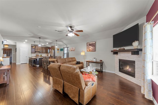 2512 Puma Street, Crandall, TX 75114