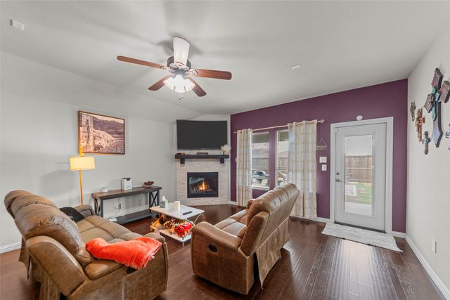 2512 Puma Street, Crandall, TX 75114