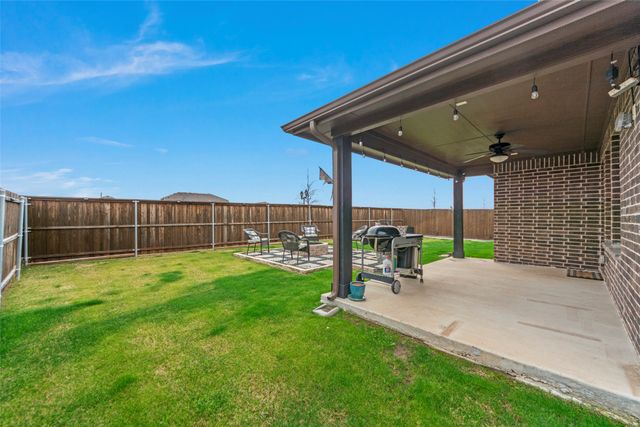 2512 Puma Street, Crandall, TX 75114