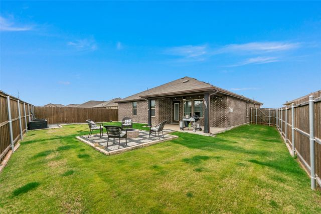 2512 Puma Street, Crandall, TX 75114