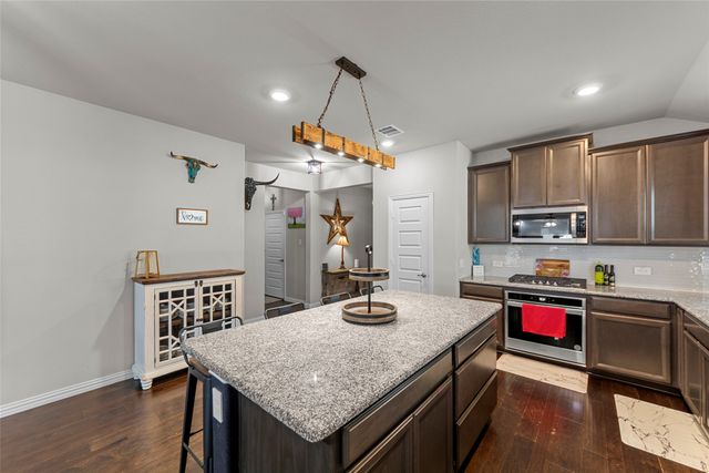 2512 Puma Street, Crandall, TX 75114