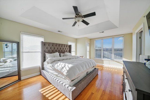 7943 W 92nd Street 7947, Hickory Hills, IL 60457