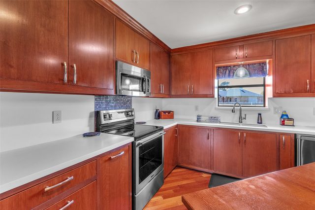 171 Lakeshore Drive, Trinidad, TX 75163