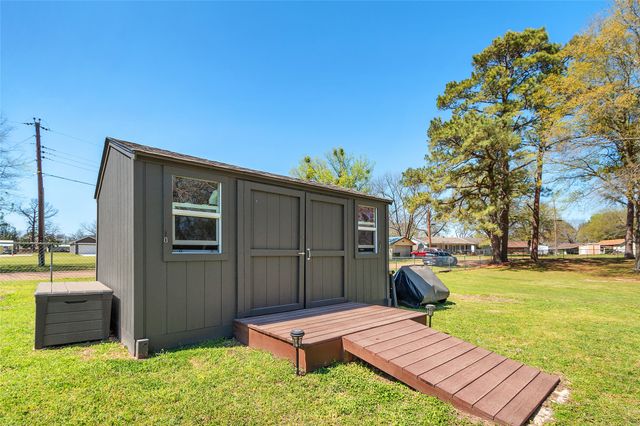171 Lakeshore Drive, Trinidad, TX 75163