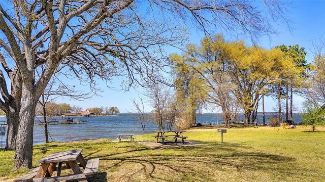 171 Lakeshore Drive, Trinidad, TX 75163