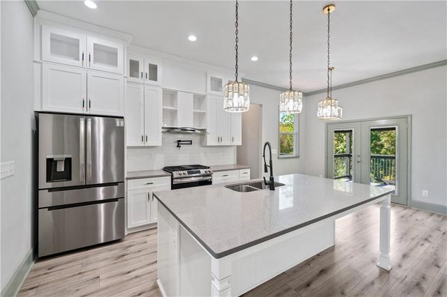 4208 Sierra Creek Court, Hoschton, GA 30548