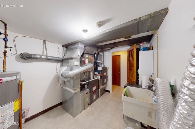 393 W Lawrence Street, Albany, NY 12208