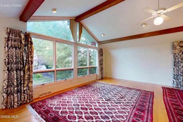 393 W Lawrence Street, Albany, NY 12208