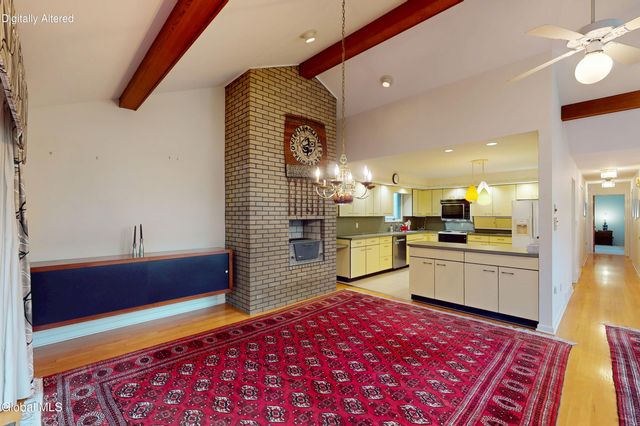 393 W Lawrence Street, Albany, NY 12208