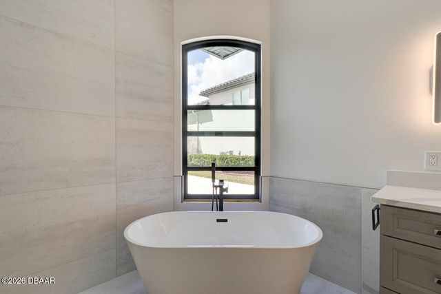 1941 Southcreek Boulevard, Port Orange, FL 32128