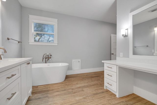 5810 Balbo Street, Houston, TX 77091