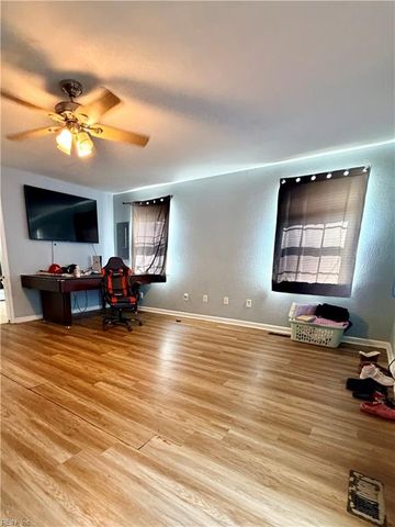 3117 Shell RD, Hampton, VA 23661