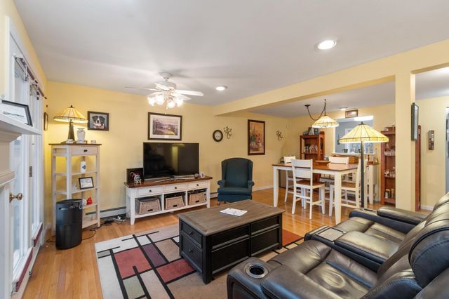 35 Collins Landing Rd Unit 29, Weare, NH 03281