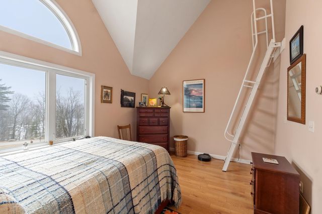 35 Collins Landing Rd Unit 29, Weare, NH 03281