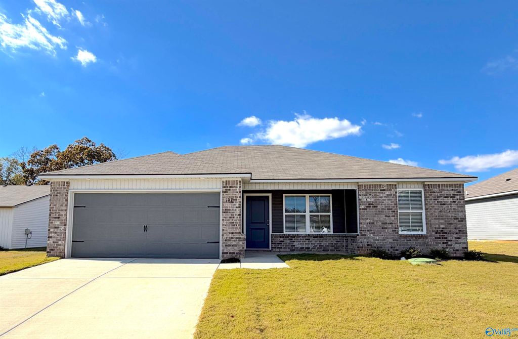 107 Olde Hearth Road, New Market, AL 35761