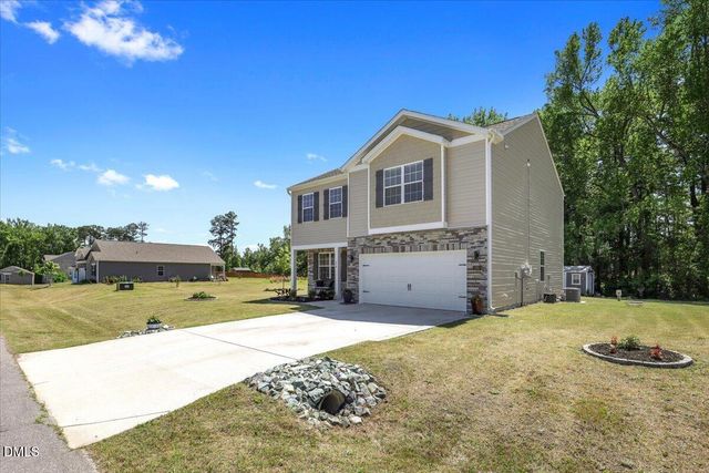 276 Eason Farm Drive, Zebulon, NC 27597