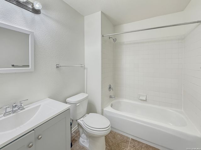 16542 Blanco, San Antonio, TX 78247