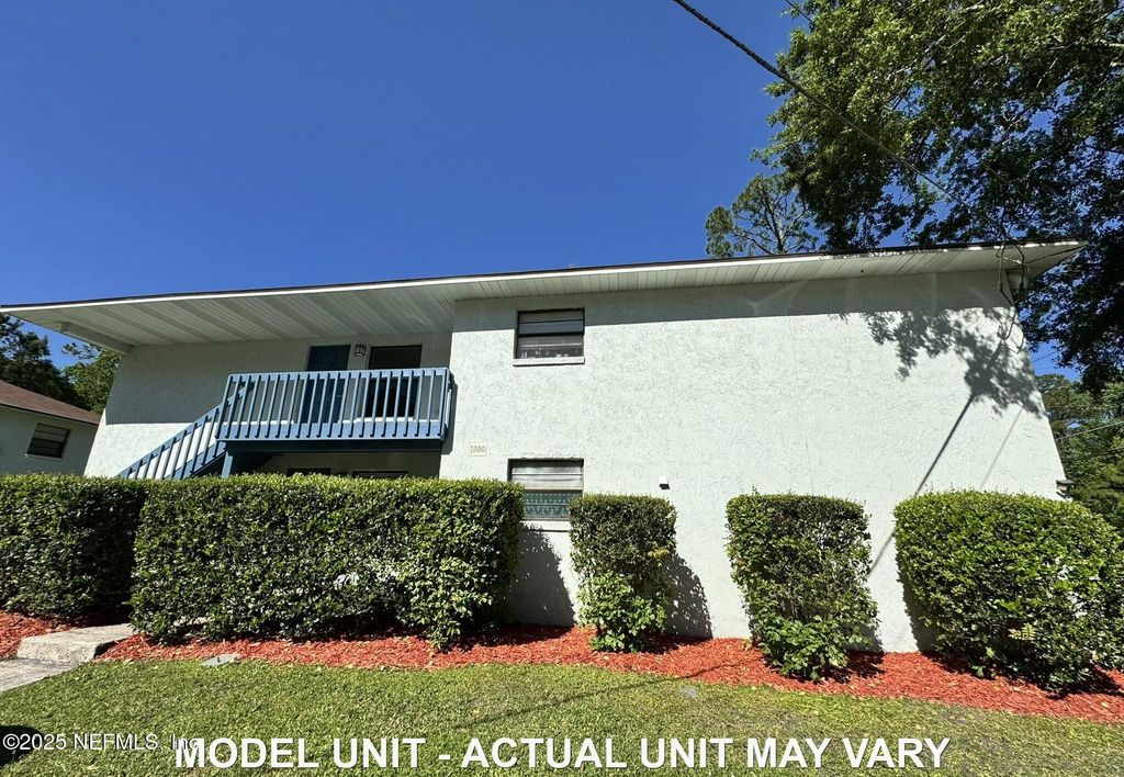 2111 FIRESTONE Road 3, Jacksonville, FL 32210
