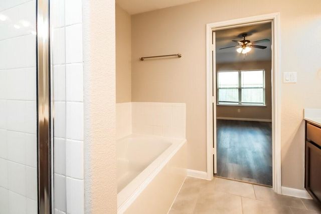 622 Harvest Bluff Drive, Rosharon, TX 77583