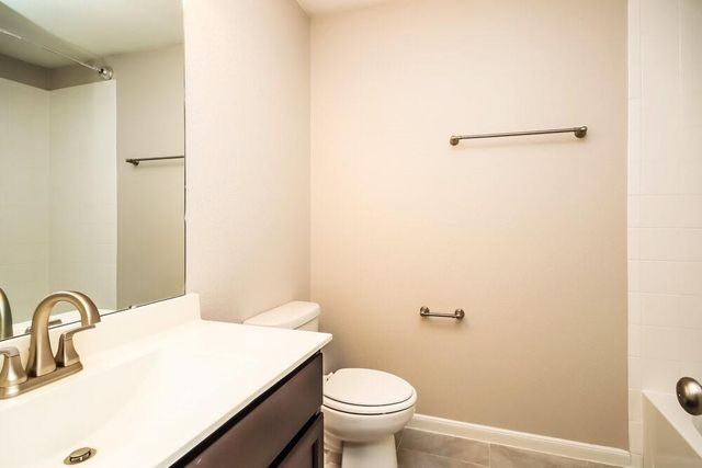 622 Harvest Bluff Drive, Rosharon, TX 77583