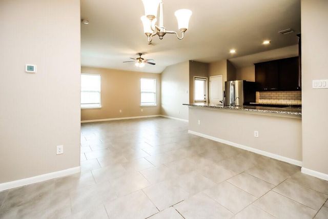 622 Harvest Bluff Drive, Rosharon, TX 77583