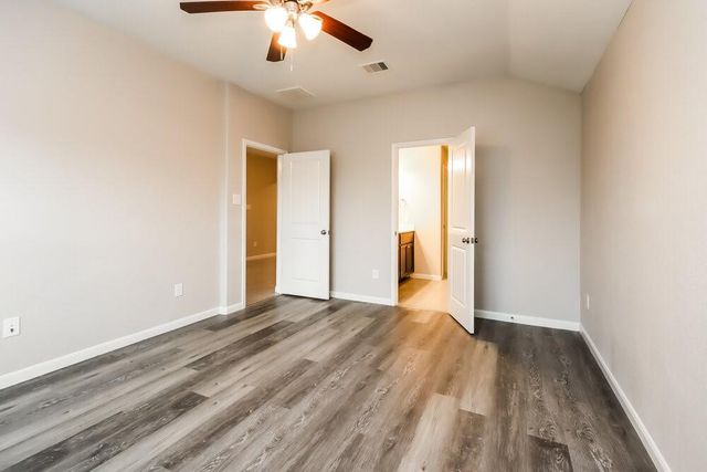 622 Harvest Bluff Drive, Rosharon, TX 77583