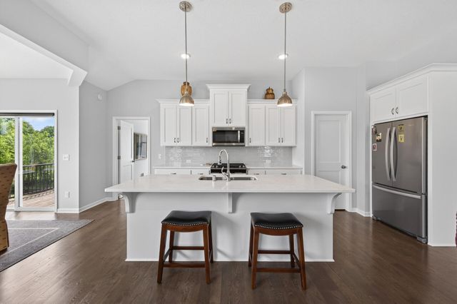 1144 Pine Hill Lane, White Bear Twp, MN 55127
