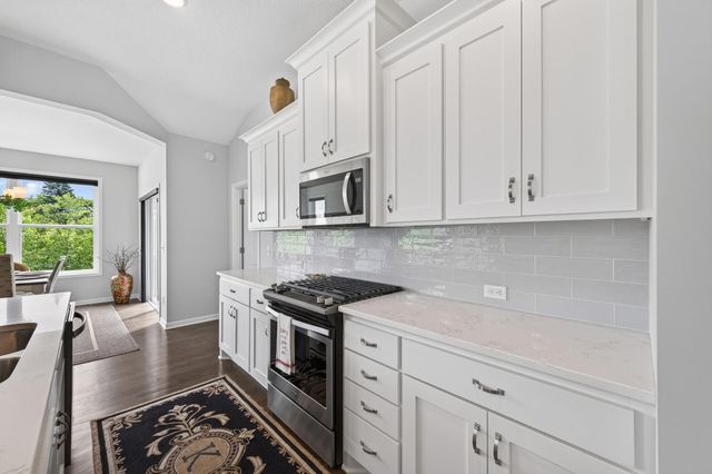 1144 Pine Hill Lane, White Bear Twp, MN 55127