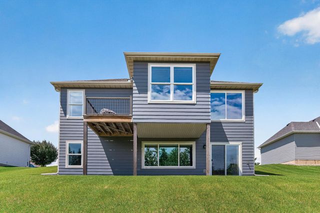 1144 Pine Hill Lane, White Bear Twp, MN 55127