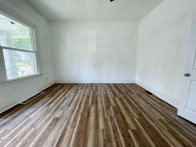 2127 Wilson Ave, Louisville, KY 40210