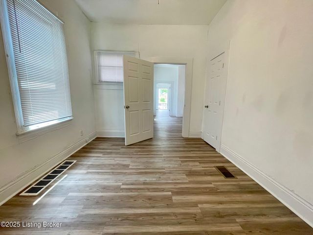 2127 Wilson Ave, Louisville, KY 40210