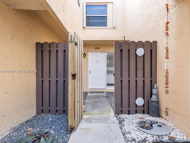 8941 NE 4th Ave Road 8941, Miami Shores, FL 33138