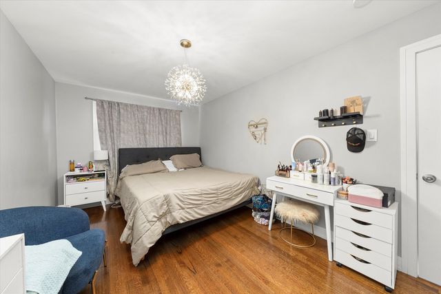 7457 W 64th Street, Summit, IL 60501