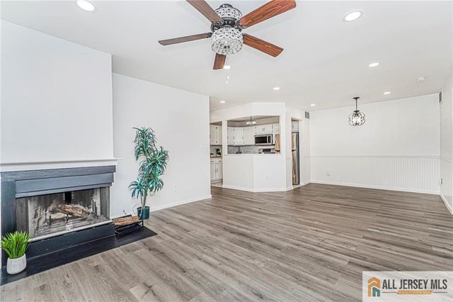 612 Chester Court, Helmetta, NJ 08828