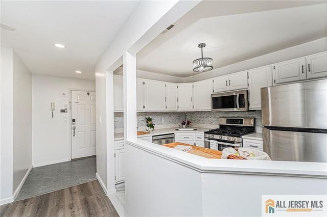 612 Chester Court, Helmetta, NJ 08828