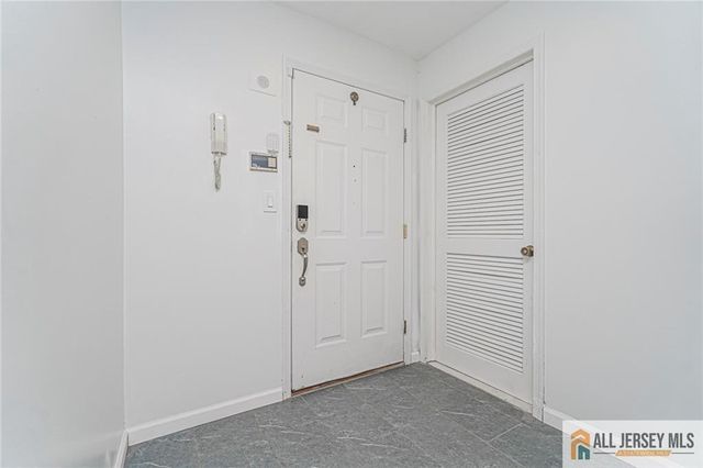 612 Chester Court, Helmetta, NJ 08828