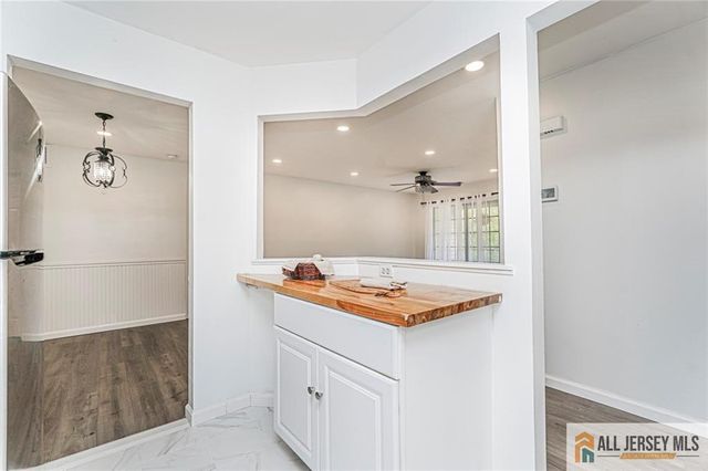 612 Chester Court, Helmetta, NJ 08828