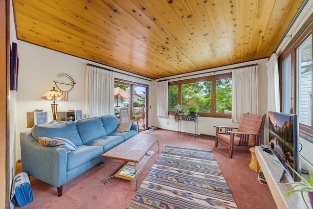 5112 Arrowhead Drive, Monona, WI 53716