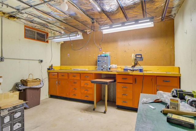 5112 Arrowhead Drive, Monona, WI 53716