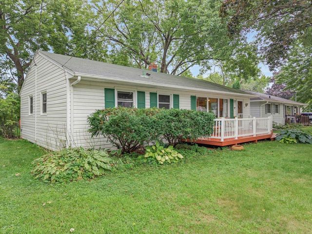 5112 Arrowhead Drive, Monona, WI 53716