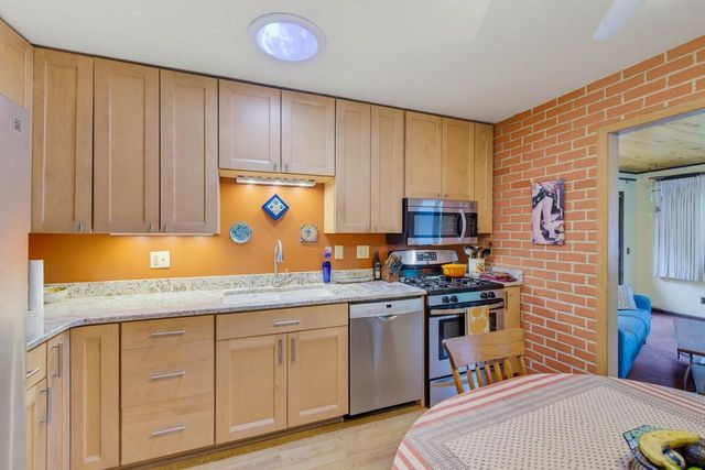 5112 Arrowhead Drive, Monona, WI 53716