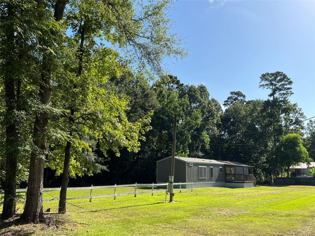 20615 Lazy Creek Drive, New Caney, TX 77357