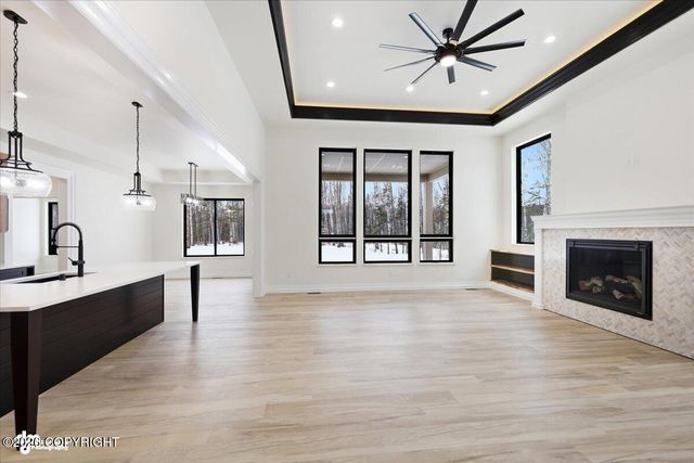 6918 N Jeremiel Circle, Palmer, AK 99645