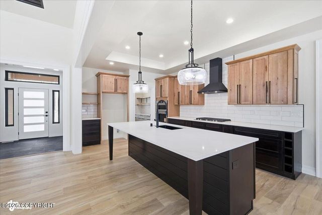 6918 N Jeremiel Circle, Palmer, AK 99645