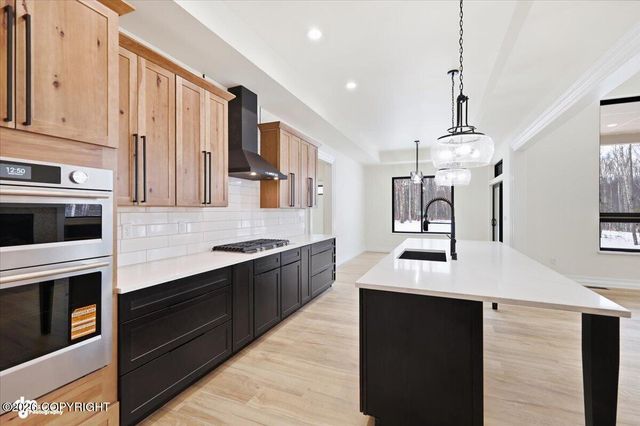 6918 N Jeremiel Circle, Palmer, AK 99645