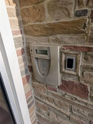 934 Tower Ridge Circle, Middletown, NY 10941