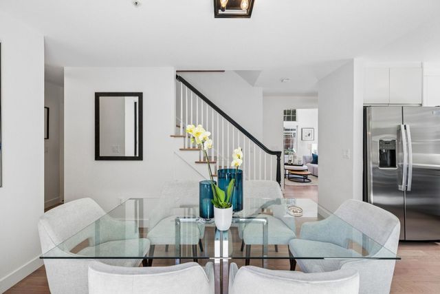 1005 Live Oak Terrace, Sunnyvale, CA 94086